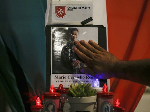 Omicidio Cerciello, l'assassino Hjorth sconta la pena a casa della nonna. Gasparri: "Decisione vergognosa"