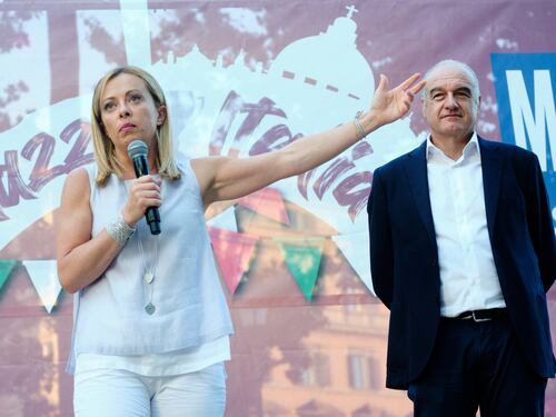 Giorgia Meloni e la polemica inventata: "Credo nel vaccino, ho dubbi sui bimbi"
