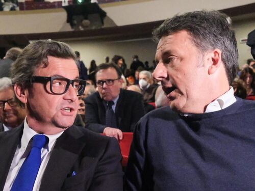Renzi e Calenda a un passo dalla rottura: c'eravamo (poco) amati