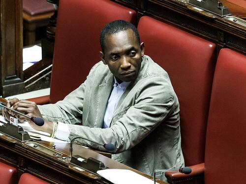 Aboubakar Soumahoro lascia la Sinistra e accusa: “Nessuna solidarietà”