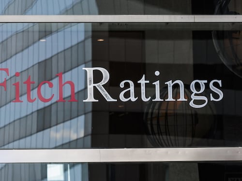 Fitch promuove l’Italia di Meloni: il rating sale a BBB+. La decisione gela la sinistra