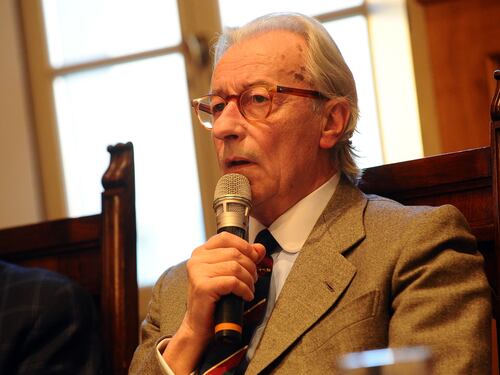 Vittorio Feltri sbigottito dalla campagna elettorale e dagli attacchi a Giorgia Meloni: “Spettacolo disgustoso”