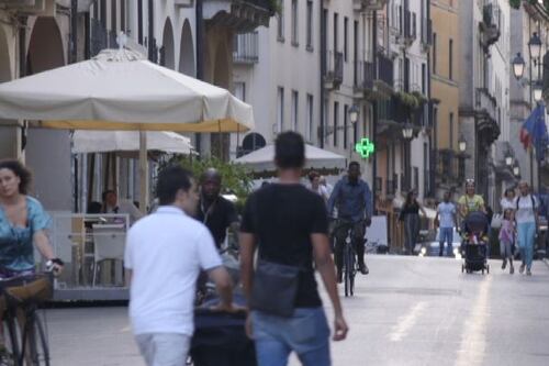 Più italiani all'estero e meno immigrati. Ecco la foto della nuova Italia