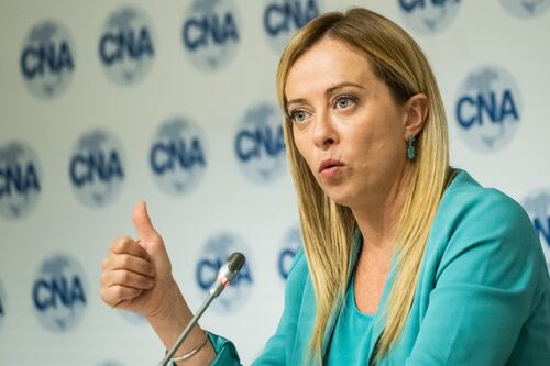 Giorgia Meloni smaschera il gioco sporco: "Insultano per lavorare"