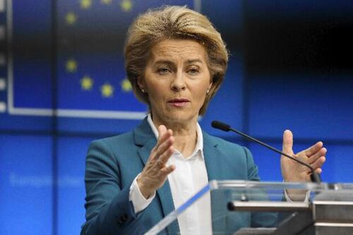 L'Europa chiude le frontiere. Basta viaggi non essenziali