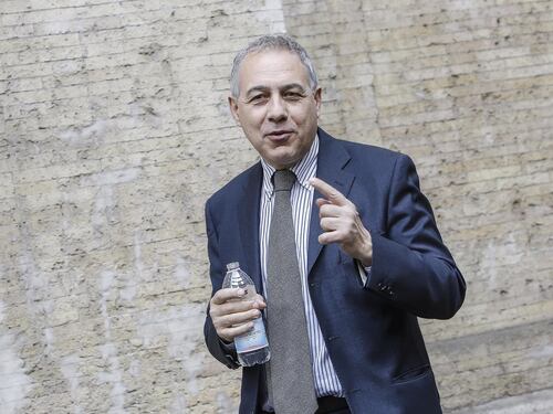 Anzaldi: «Non è la piazza della sinistra, Schlein in un Congresso andrebbe in minoranza»