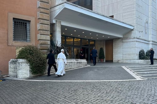 Iniziato il primo concistoro straordinario di Papa Leone XIV - Foto esclusive de Il Tempo