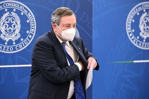 Recovery Fund, Mario Draghi riceve Lega e M5s: i soldi ci sono, i progetti no