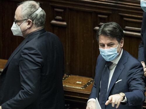 Recovery fund, i renziani strappano con Conte e Gualtieri. Alta tensione al vertice, crolla tutto