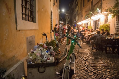Maranza in monopattino l'ultimo incubo dei turisti