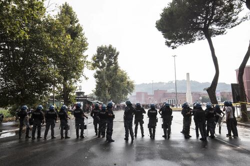Derby Lazio-Roma, città blindata per evitare incidenti: mille agenti all’Olimpico