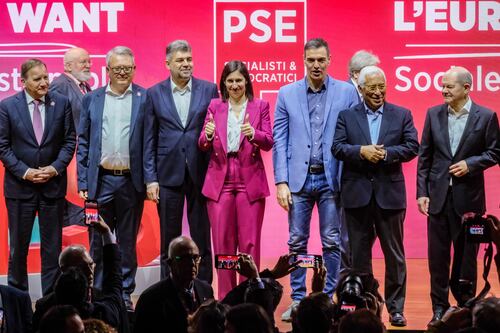 Pse sulla nuvola. Caro Pedro fascista sarà lei
