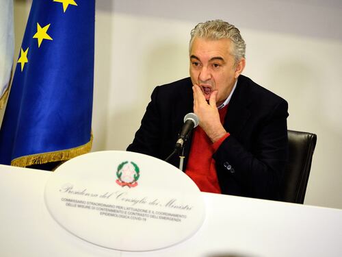 Appalto mascherine cinesi, scatta il maxi-sequestro: conti, quote e beni per 70 milioni