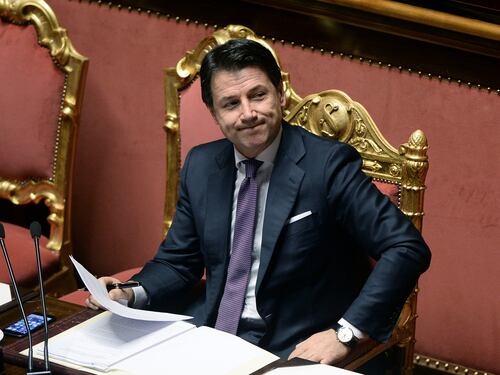Colpa dei vertici notturni? Conte ordina 27mila caffè