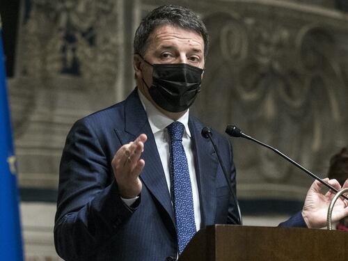 Matteo Renzi non molla Conte: quale ministero chiede a Draghi? Poi la mazzata al Pd