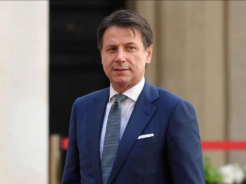 Conte concorre per una cattedra alla Sapienza: bufera sul premier