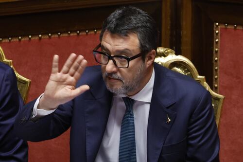 Iran, Salvini incontra Giorgetti per il pacchetto energia e trasporti. Rientrano gli italiani dal Golfo