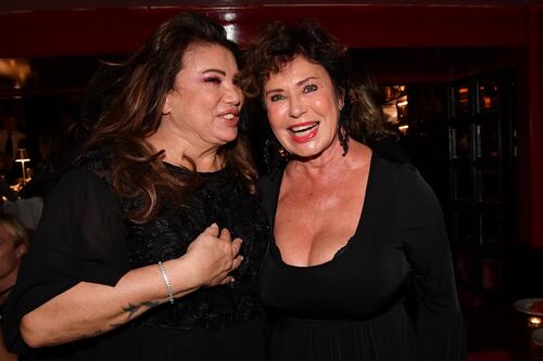 Serena Grandi e Corinne Clery amiche ritrovate. Con la benedizione di Peppino Di Capri