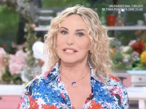 Antonella Clerici sta con Benedetta Rossi: a valanga sui "gastrofighetti"