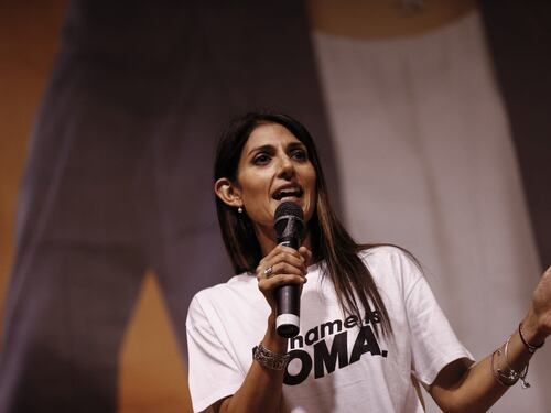 Corsa al Campid0glio, Raggi spera nella rimonta