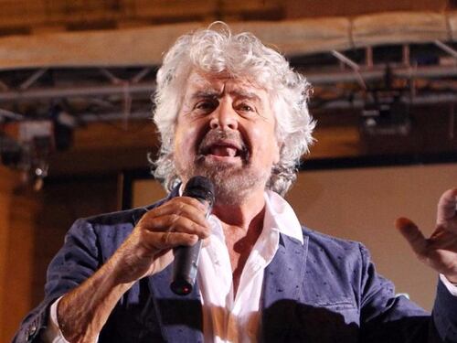 Gentiloni spinge sullo ius soli: questione di civiltà. Grillo attacca: pastrocchio invotabile