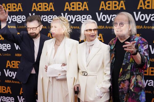 Non solo Abba come ologrammi. Nel rock si moltiplicano gli avatar