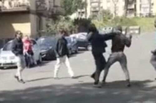 Torre Maura, rissa a pugni e testate tra immigrati del centro