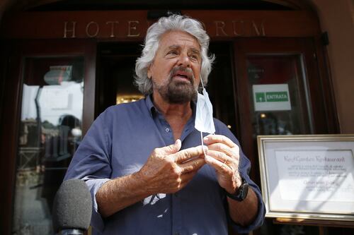 Scontro M5s, Davide Casaleggio si schiera con Beppe Grillo. Il colpo di grazia a Conte