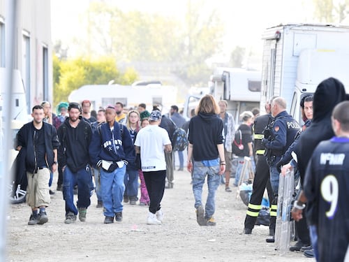 Rave party, il governo cerca l’intesa interna per le correzioni: Fratelli d’Italia frena Forza Italia