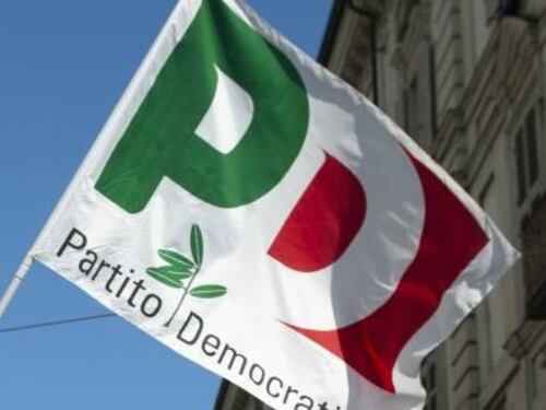 Pd nel caos. "Si scannano da soli", il caso Firenze e lo sgambetto di Italia Viva