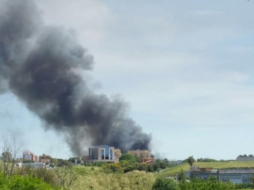 Incendio Pomezia e nube tossica a Roma, la Procura conferma: bruciato amianto