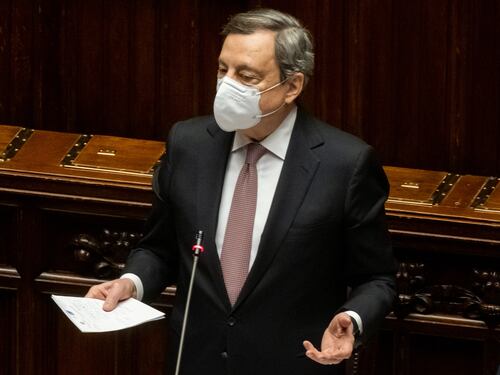La resa di Mario Draghi ai partiti: zuffa elettorale, il governo resta immobile