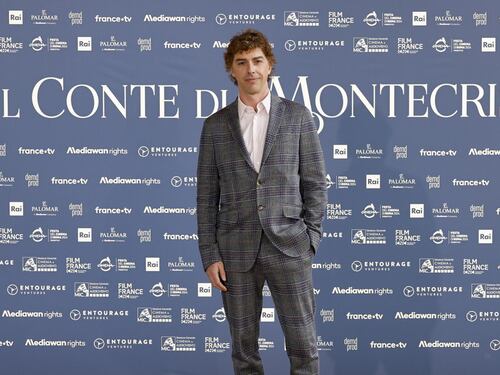 Ascolti tv, Il conte di Montecristo superstar. Da Affari tuoi al Gf: tutti i dati