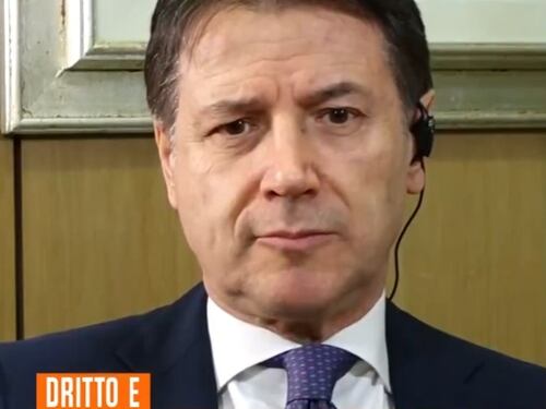 Dritto e rovescio, Conte inchiodato da Del Debbio: "Siamo con le forze di polizia"