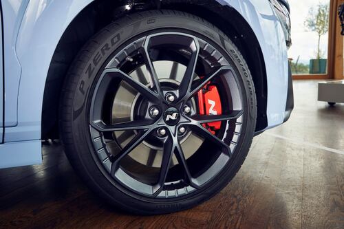 Ecco il nuovo pneumatico Pirellli P Zero per la Hyundai Kona N
