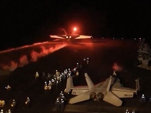Yemen, altra notte di raid: gli americani colpiscono i radar degli Houthi