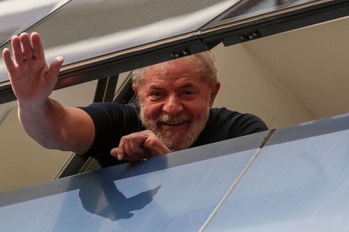 La Corte suprema brasiliana libera Lula (e altri 5mila detenuti)