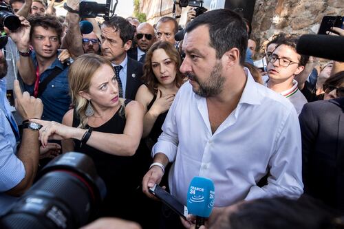 Emergenza Roma, Salvini attacca la Raggi: "Da lei mi aspettavo molto di più"