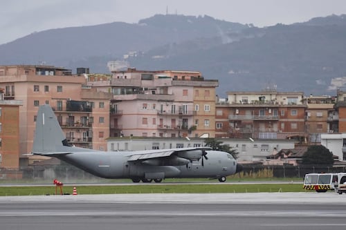 Rientrati in Italia i corpi delle vittime di Crans-Montana. Tutti identificati i 116 feriti