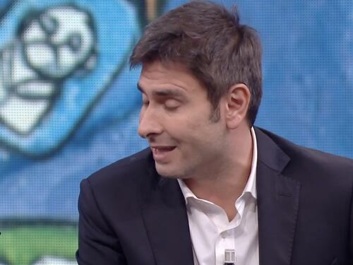 Riecco il disco rotto di Alessandro Di Battista: "Berlusconi finanziava la mafia, non può essere eletto. Toccherà a Draghi"