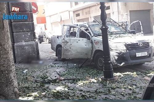 Kamikaze si fanno esplodere in centro, Tunisi sotto attacco