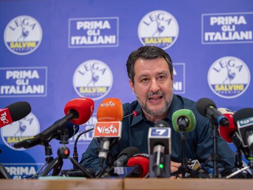 Matteo Salvini su Umberto Bossi: "Mancato di rispetto, vedremo cosa fare"
