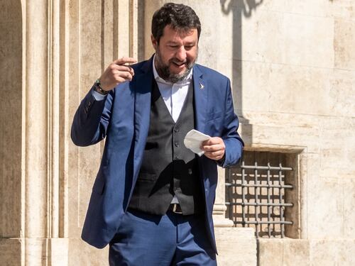 Russia-Salvini, il caso inesistente smentito da Franco Gabrielli. La Lega insorge: “Fake news gravissime”