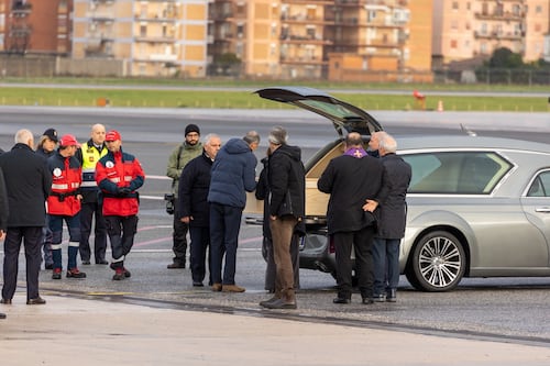 Crans-Montana: salme vittime rientrate in Italia, mercoledì e giovedì i funerali