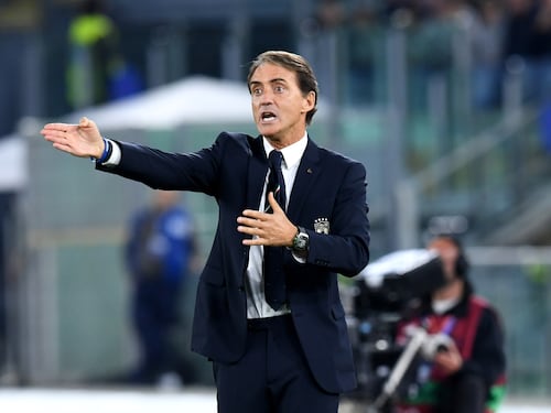 Mancini: taglio degli ingaggi giusto solo se si sta fermi sei mesi