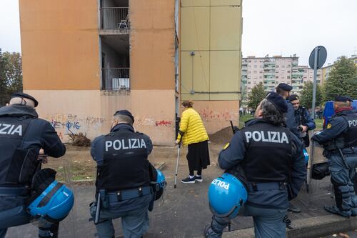 Case occupate, cinquantamila alloggi “rubati” ai cittadini: le cifre di una barbarie