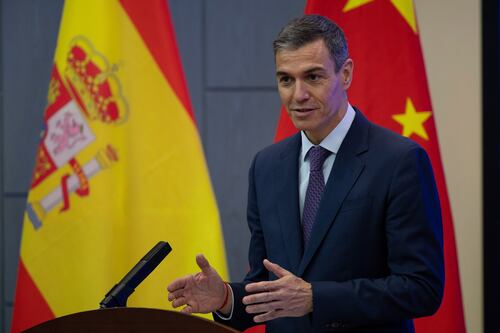 Spagna, il “caudillo” Sanchez: mito della sinistra tra scandali, corruzione e flop economici