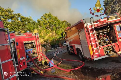 Dal Raccordo al litorale. A Roma va tutto in fiamme