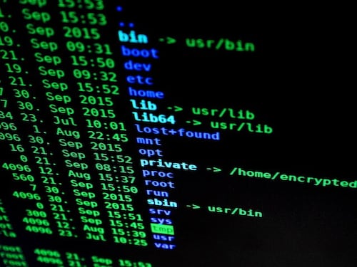 Abruzzo, attacco hacker alla sanità: i dati dei pazienti in rete