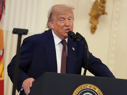 Ahi ahi Trump, pure un Pnrr per gli ayatollah. I limiti dell'intesa trappola